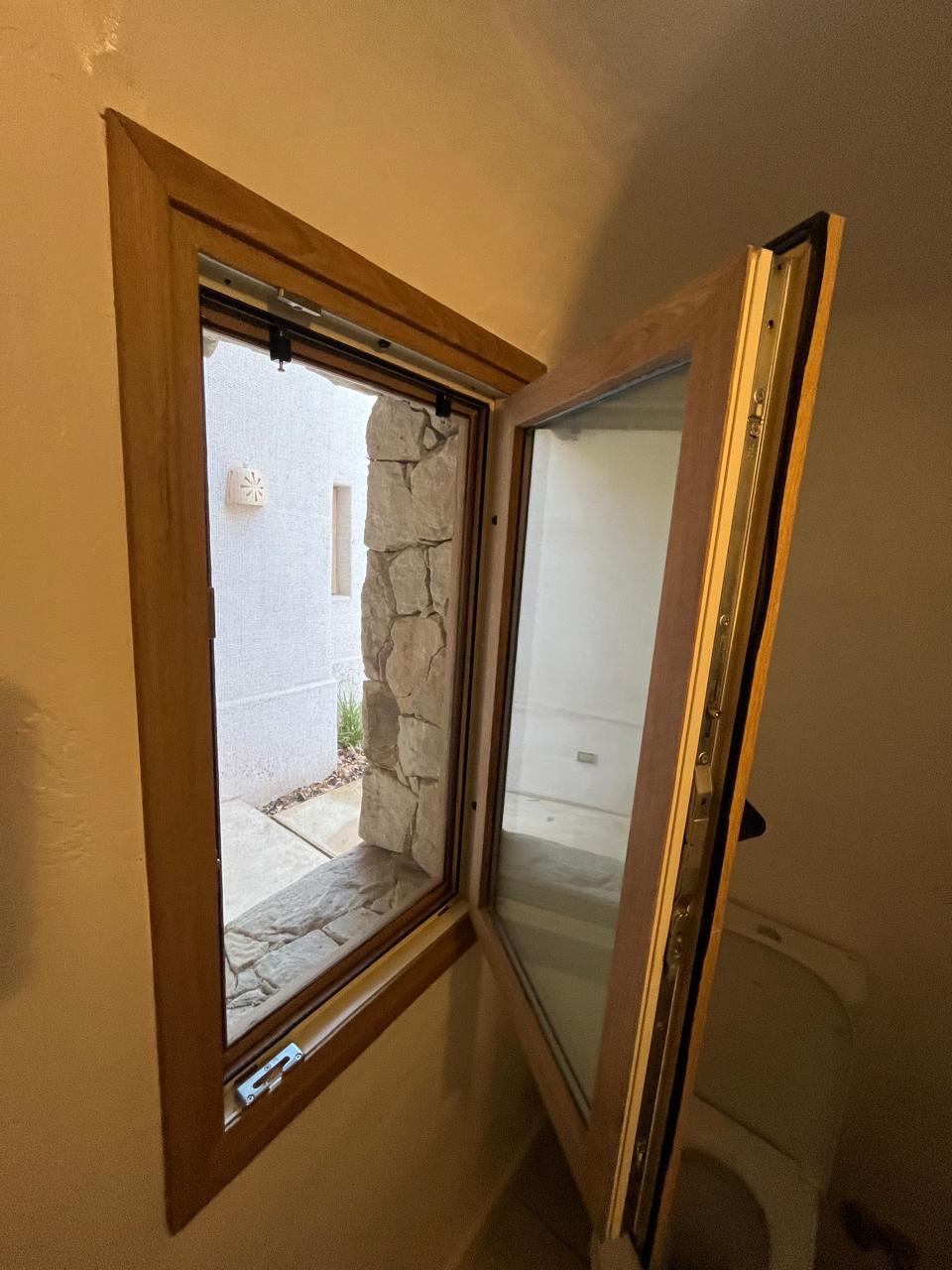 Oscilobatiente — Modo puerta